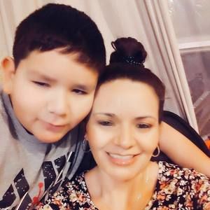 Meet your Posher, Ismelda